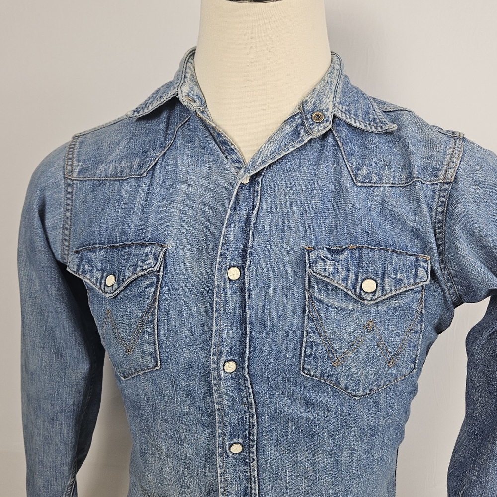 Rare 1950s Wrangler bluebell 15-32 button front shirt